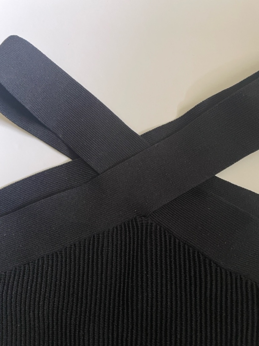 Aritzia Black Babaton Sculpt Cross-Strap Ribbed Crop Top - Picture 3 of 3